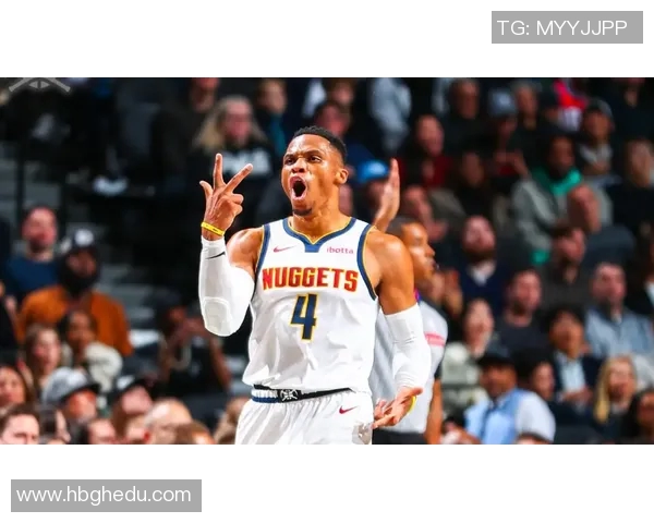 拉塞尔威斯布鲁克的篮球传奇之路与个人成长故事探讨